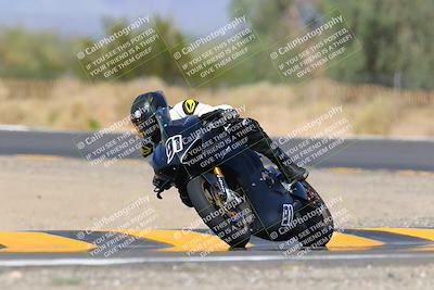 media/Oct-03-2022-Moto Forza (Mon) [[5f077a3730]]/Advanced Group/Session 3 (Turn 3)/